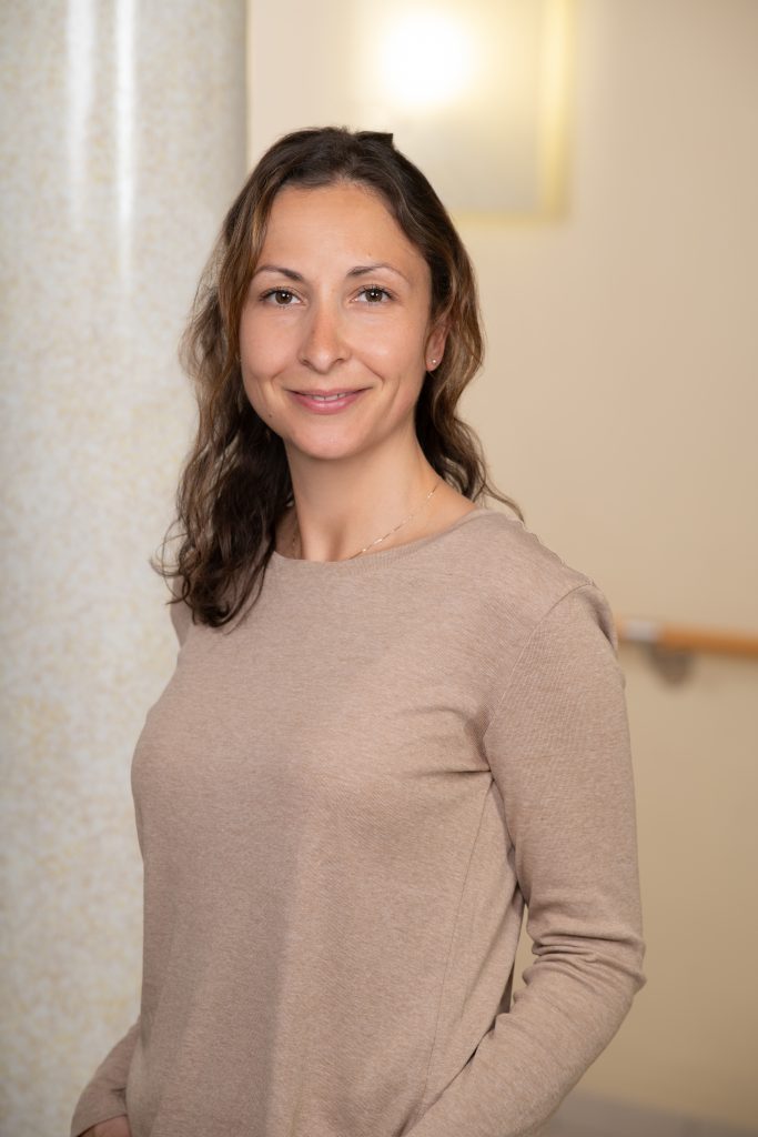 Nina Nolfo-Freeman // Psychologin